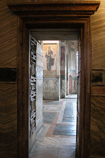 door into nave of Chora Church