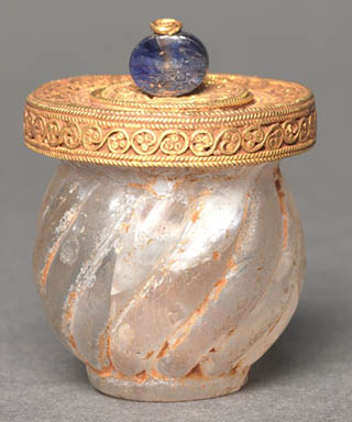 Byzantine cosmetic jar