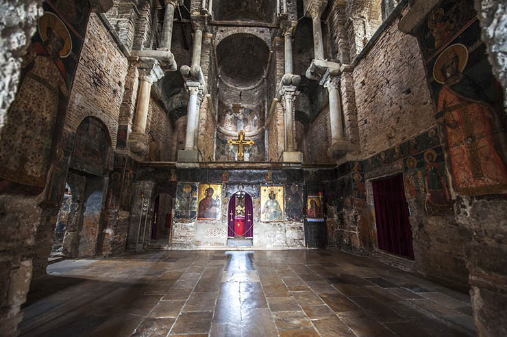 interior - Church of the Parigortissa Arta