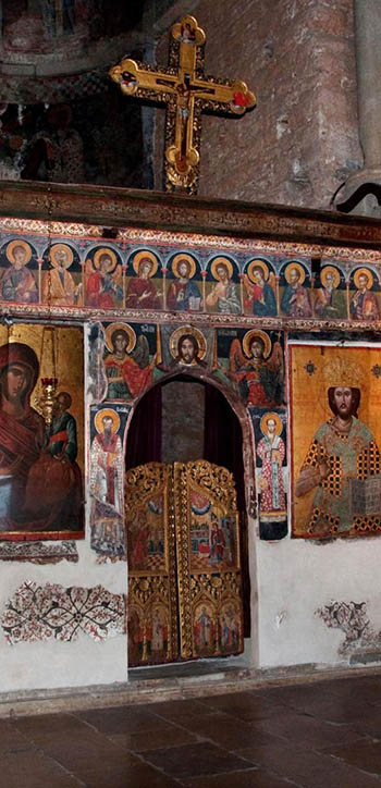 iconostasis in the Parigortissa Arta