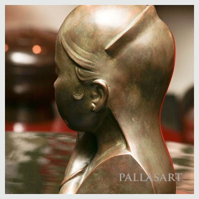 An examplr of an Artistic Patina on a bronze bust