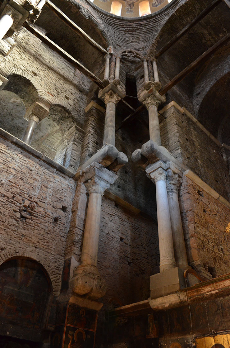 more columns Byzantine church Parigoritissa in Arta